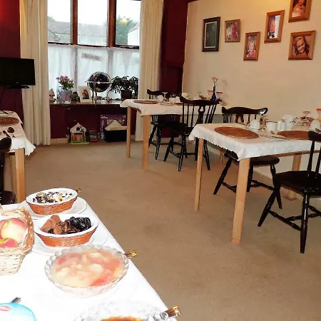 Swan Bed & Breakfast 4*